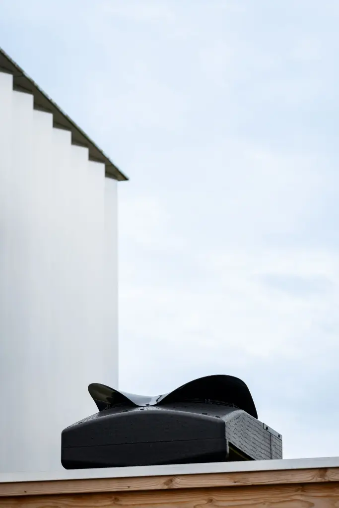 DCR56495.webp